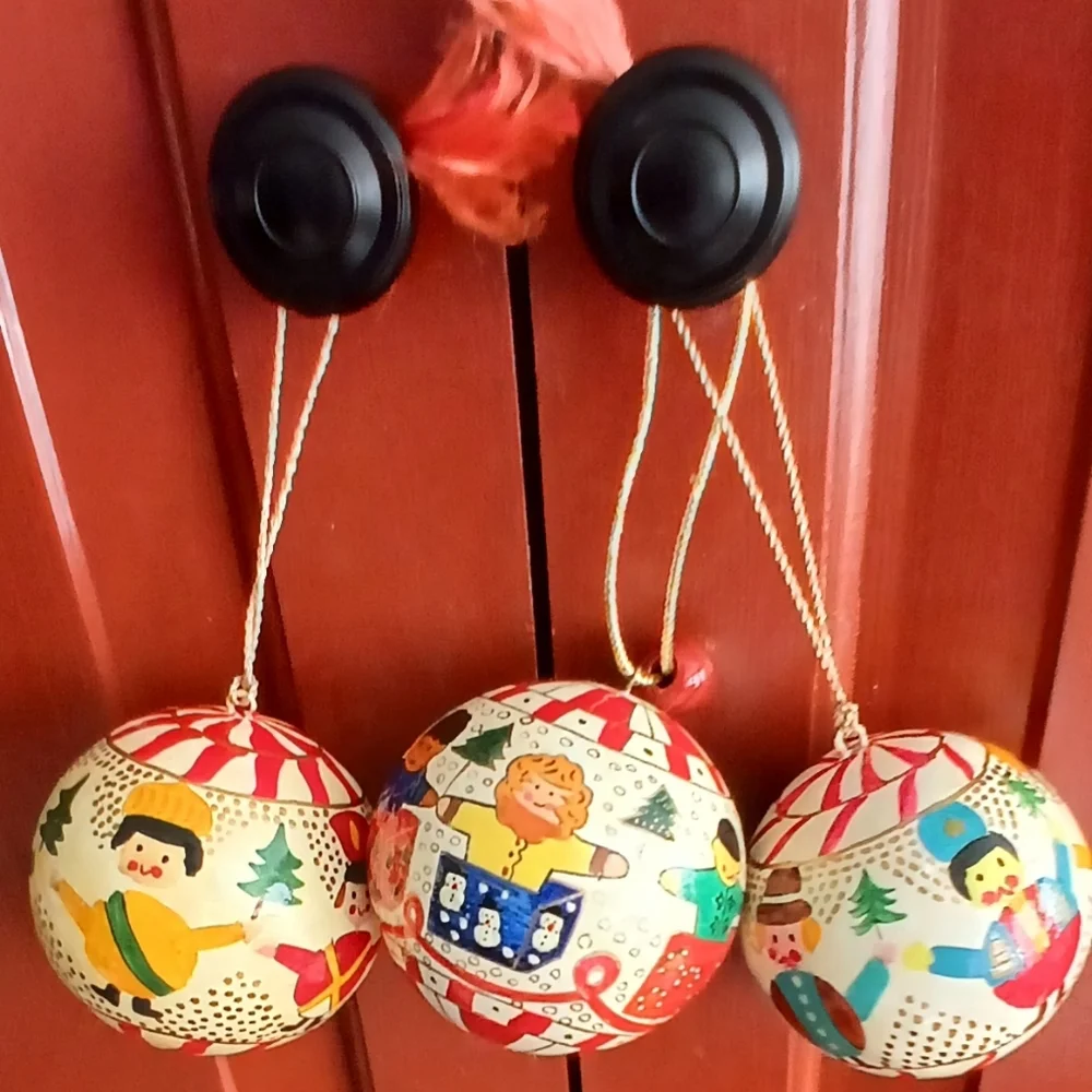 Hand painted wooden lacquered ornaments made by Foreside Co. in India (3)